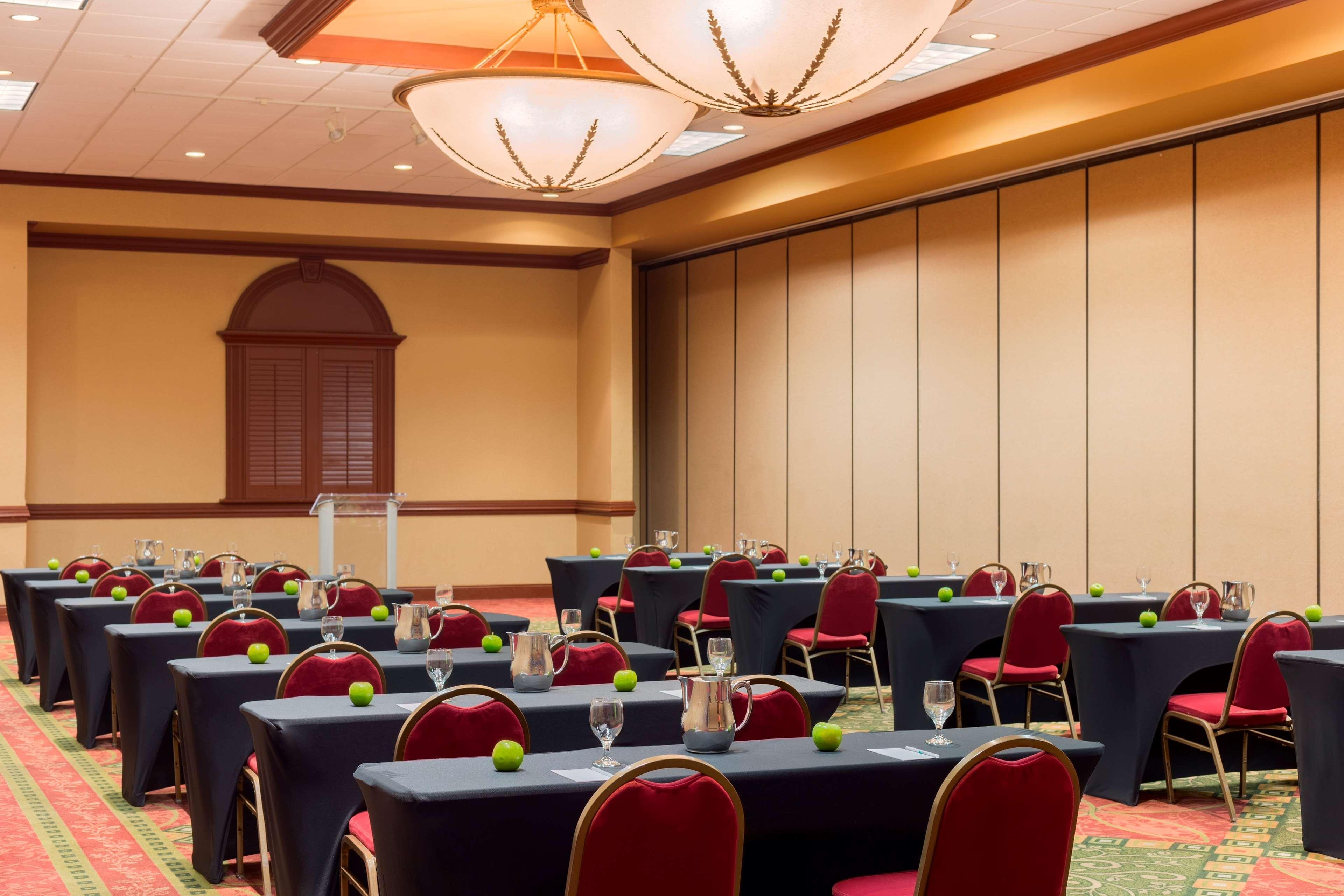 Embassy Suites By Hilton Columbia Greystone Exteriér fotografie