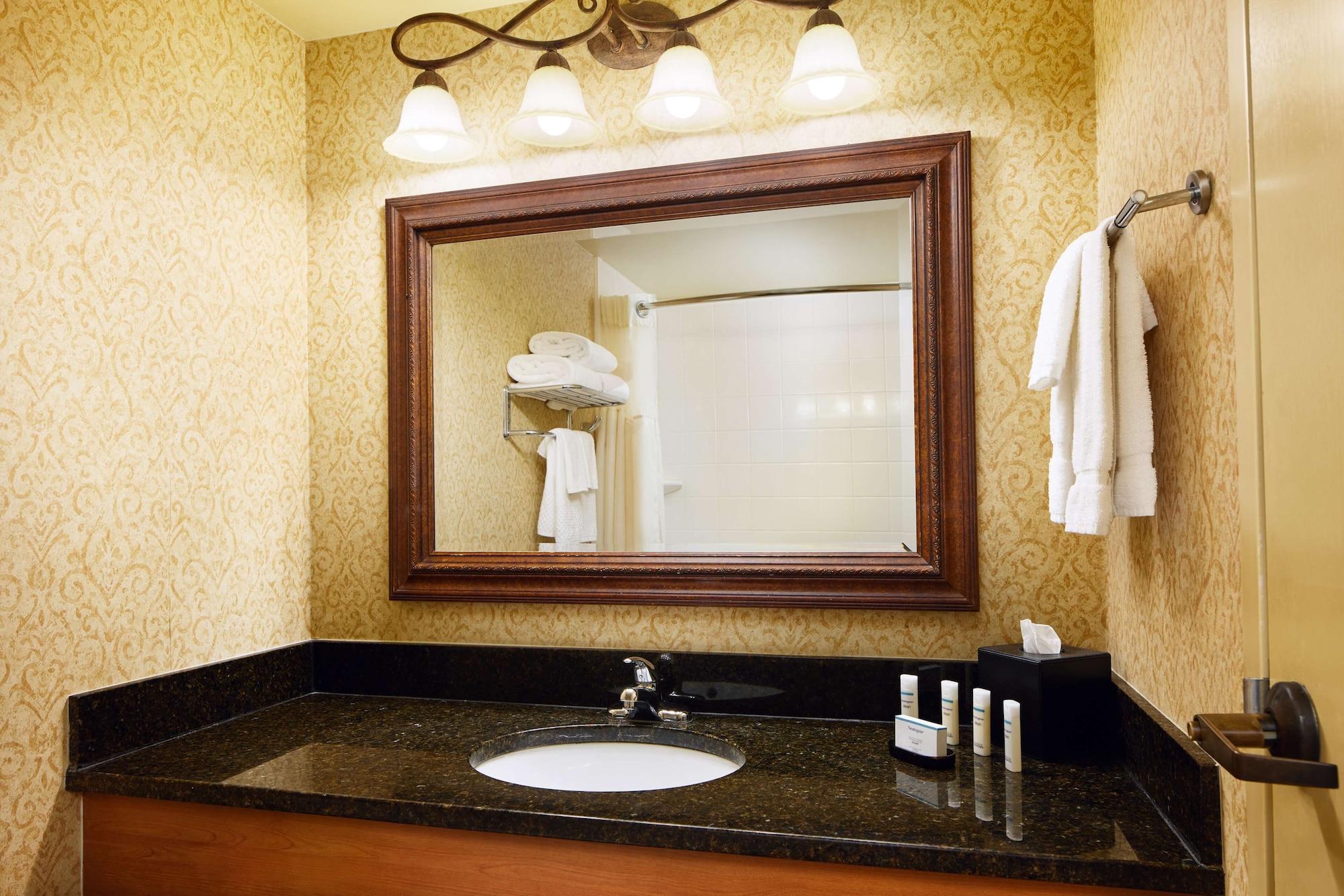 Embassy Suites By Hilton Columbia Greystone Exteriér fotografie