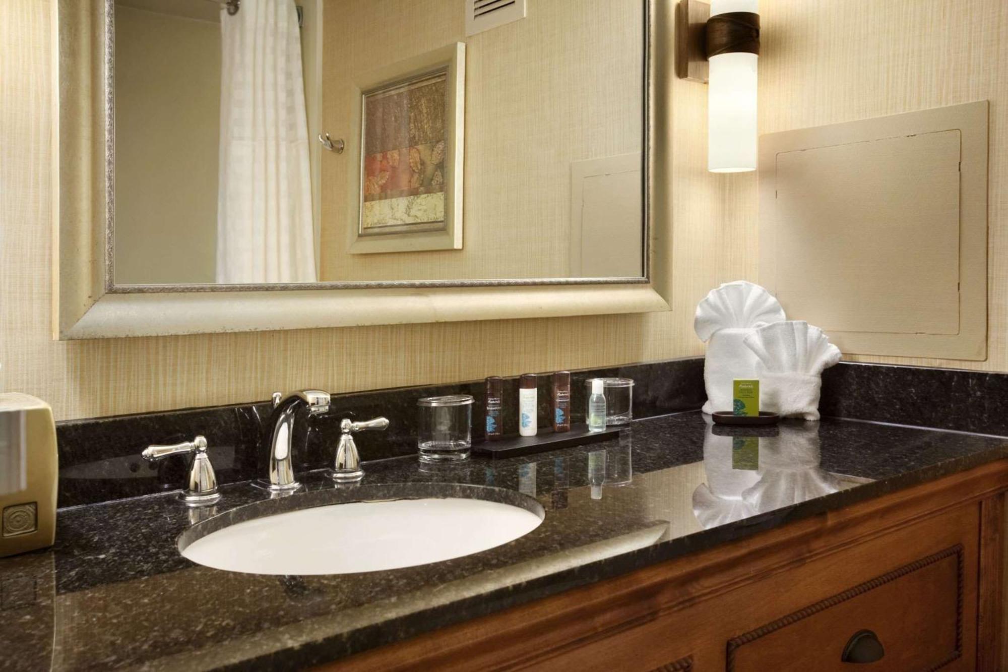 Embassy Suites By Hilton Columbia Greystone Exteriér fotografie