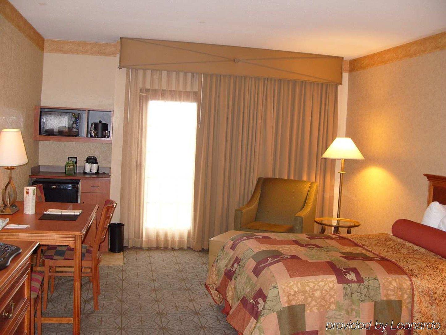 Embassy Suites By Hilton Columbia Greystone Pokoj fotografie